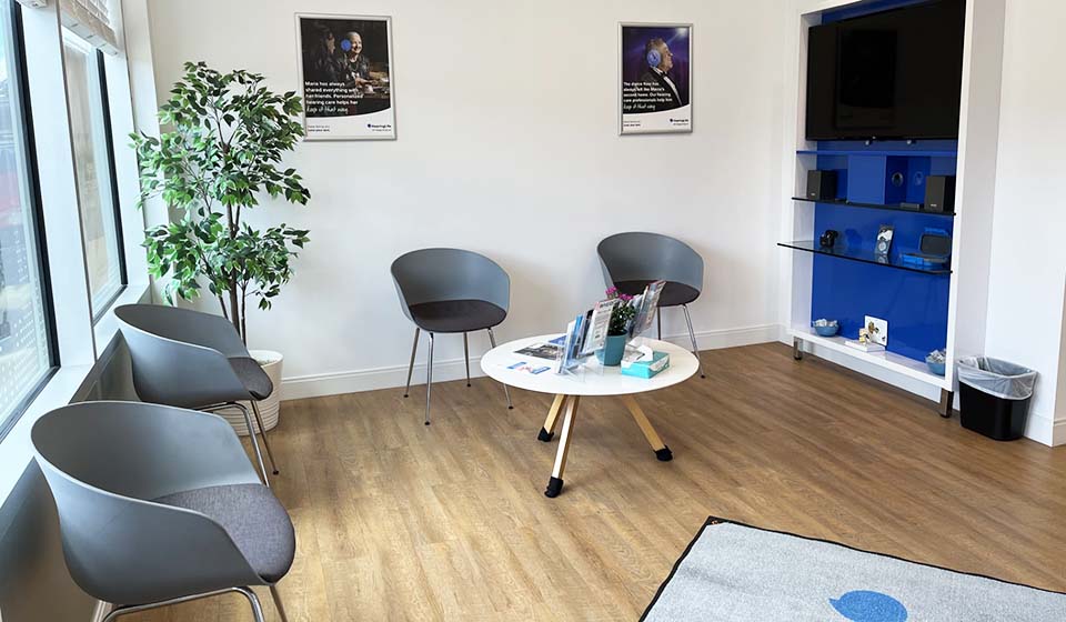 HearingLife Camrose Clinic - reception