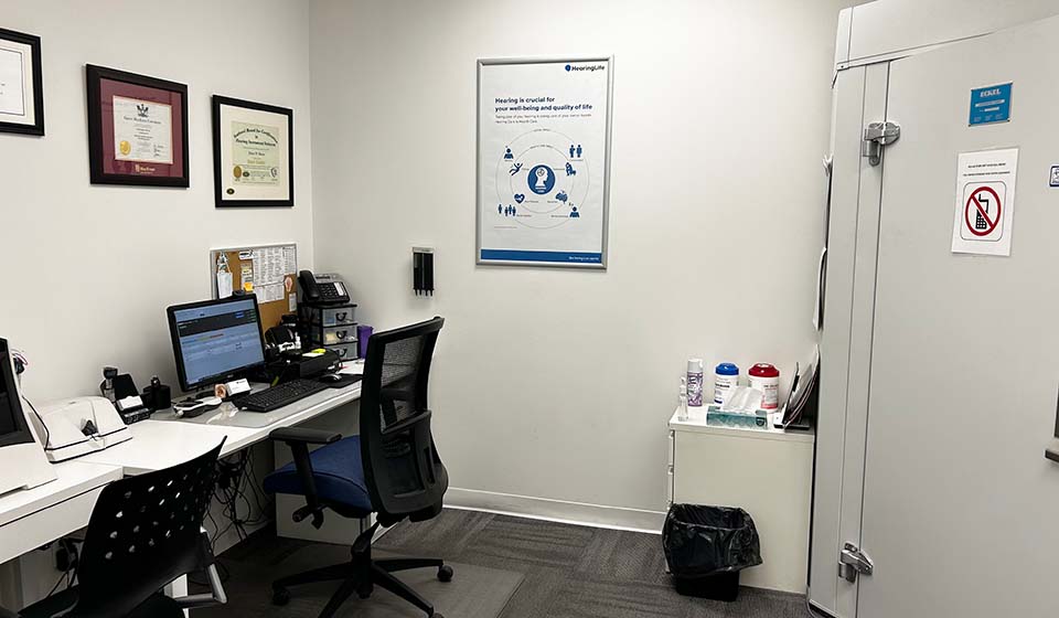HearingLife Edmonton North Clinic - hearing test room