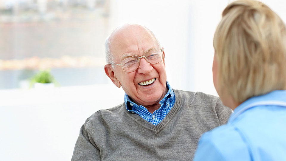 Benefit of having a companion for support during a hearing test conversation