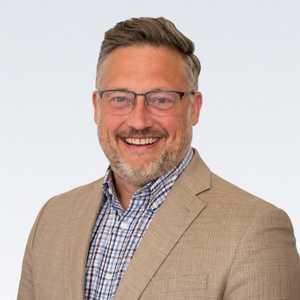 jonathan barcus headshot