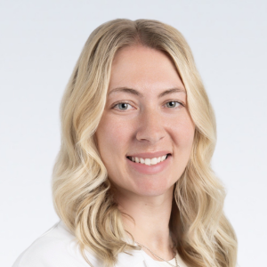 Lauren Holdsworth audiologist headshot