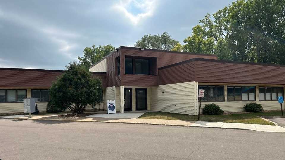 Inver Grover Heights MN HearingLife in summer