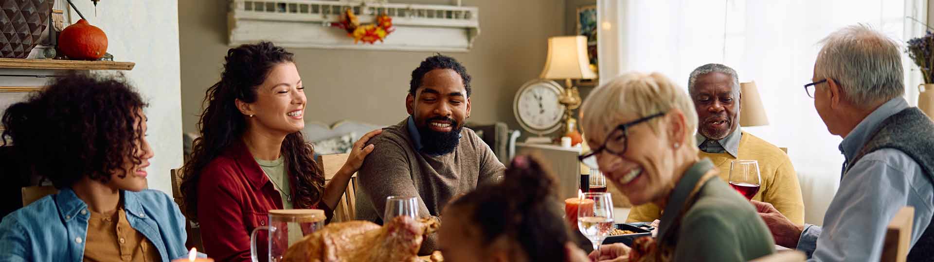 holiday communication strategies for hearing loss during gatherings