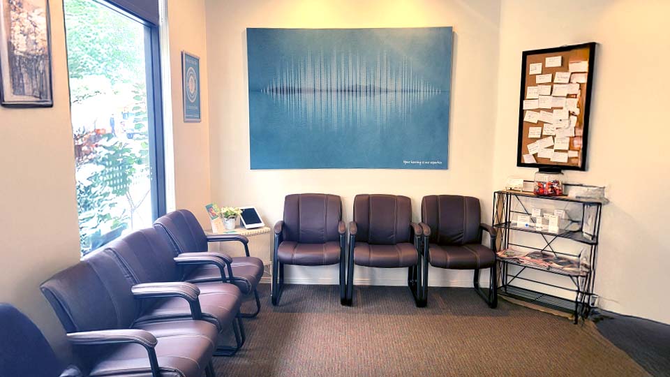 HearingLife - Clovis, CA - Lobby