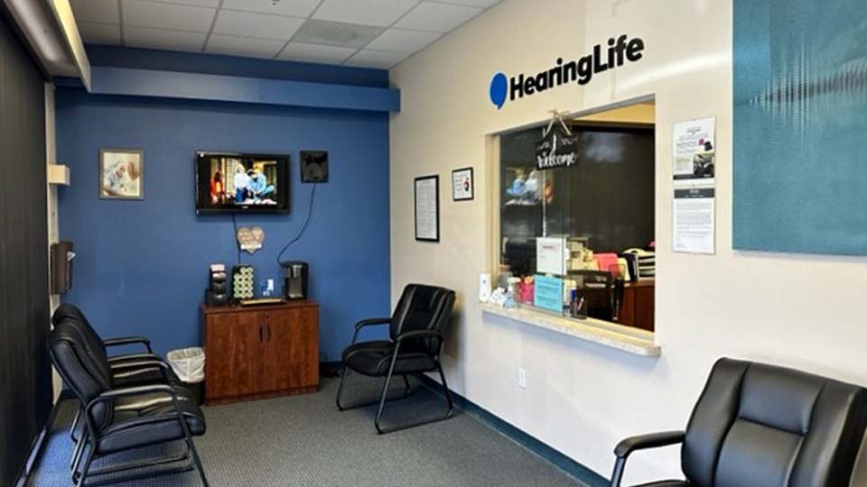 HearingLife - Fresno, CA - Lobby