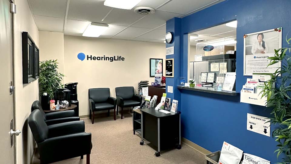 HearingLife - Oakland, CA - Lobby