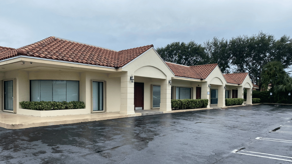west palm beach florida hearinglife building