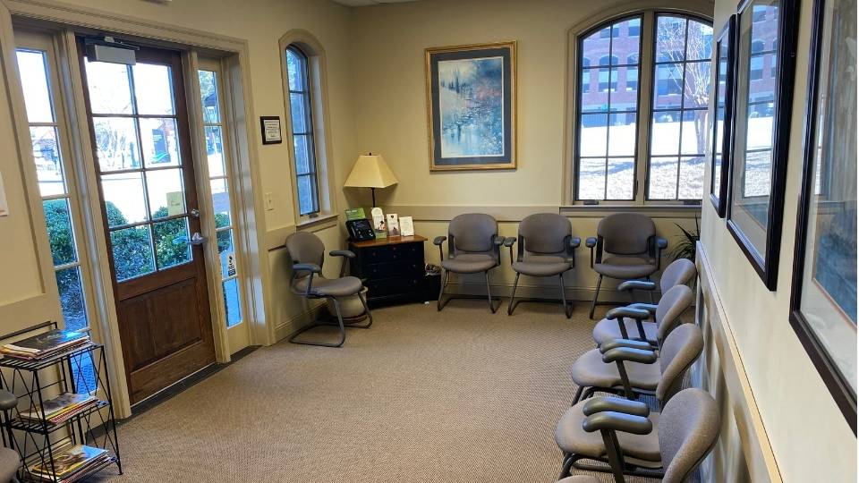 HearingLife Gainesville Academy Lobby