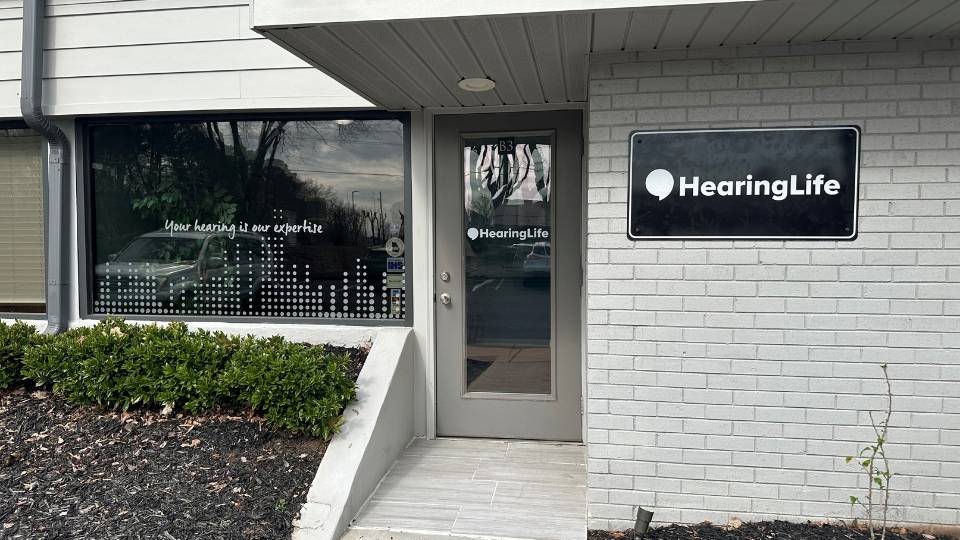 HearingLife Rosewell Houze GA Exterior
