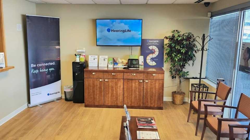 Urbandale IA HearingLife lobby