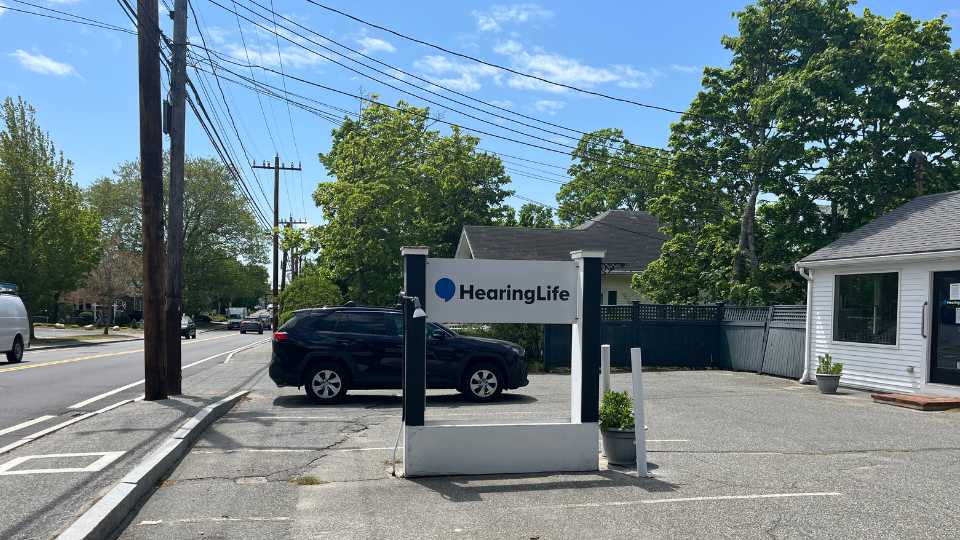 Hearinglife_MA_Orleans_Outside