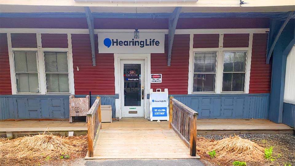 HearingLife - Farmington, ME - Outside 