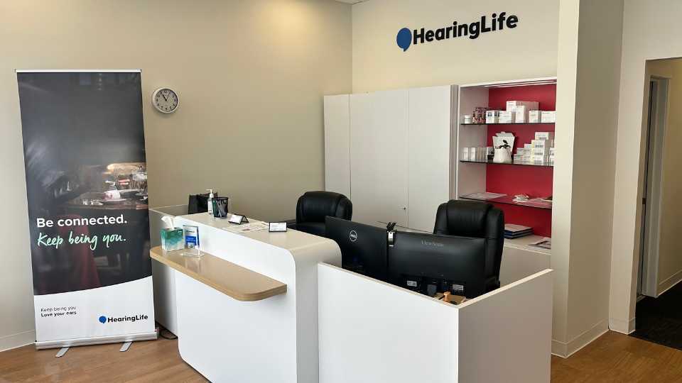 Hearinglife_MI_Cadillac_Lobby