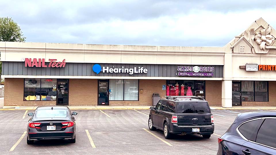 HearingLife Southgate, MI - plaza