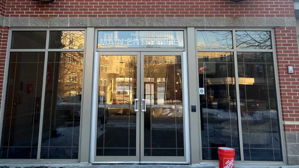 Hearinglife_MN_Plymouth_Front