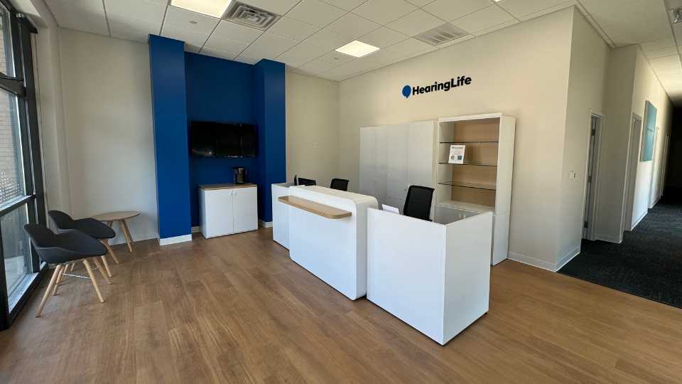 Hearinglife_NC_Apex_Lobby2