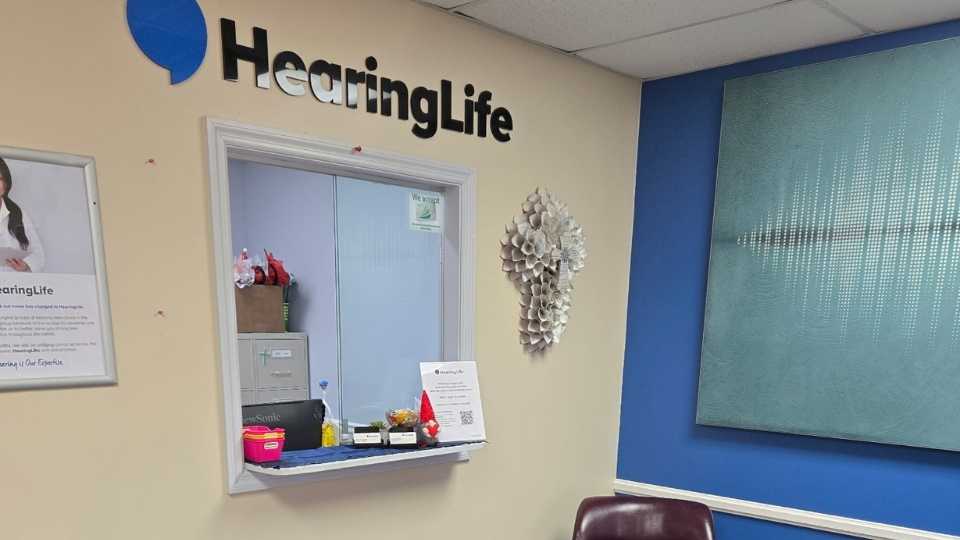 Roanoke Rapids HearingLife lobby 