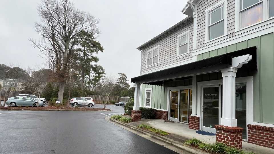 Wilmington NC HearingLife on Wrightsville building