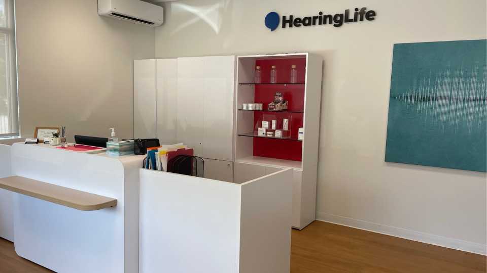Hearinglife_NH_Plymouth_Lobby