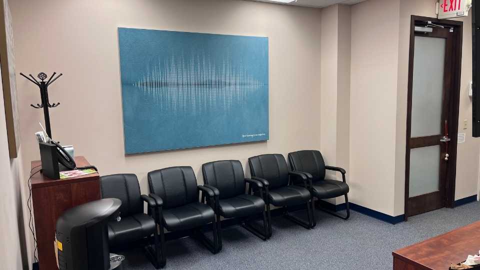 Holmdel NJ HearingLife lobby