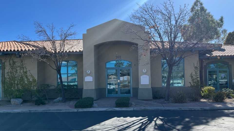HearingLife Las Vegas Rainbow building