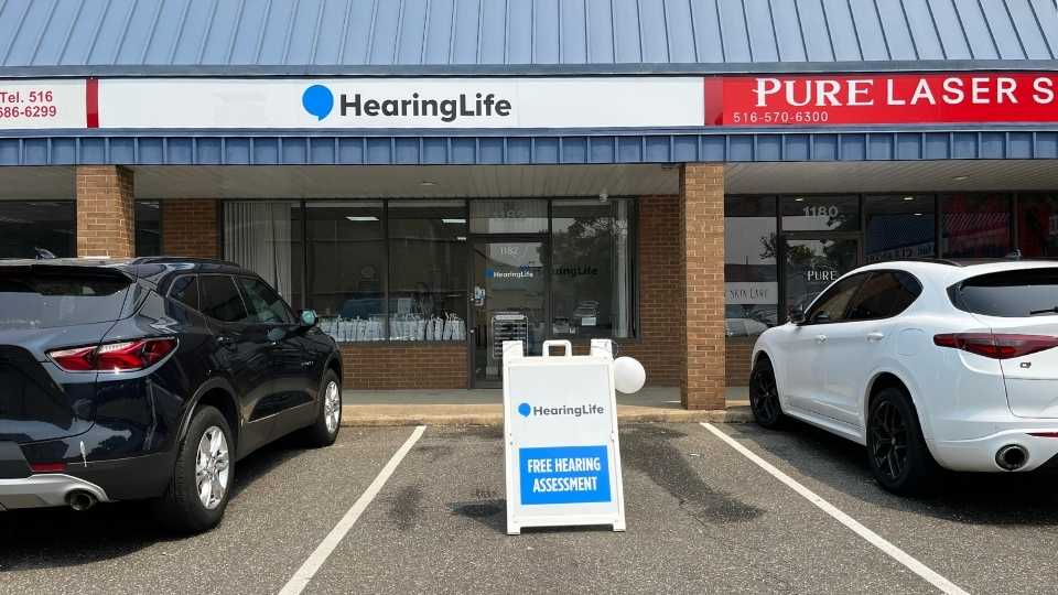 Albertson NY HearingLife building
