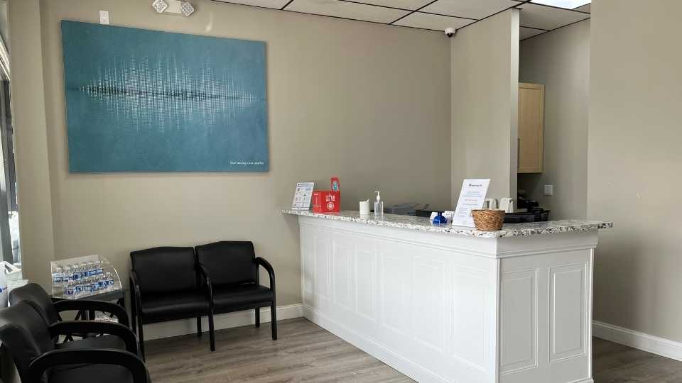 Albertson NY HearingLife lobby