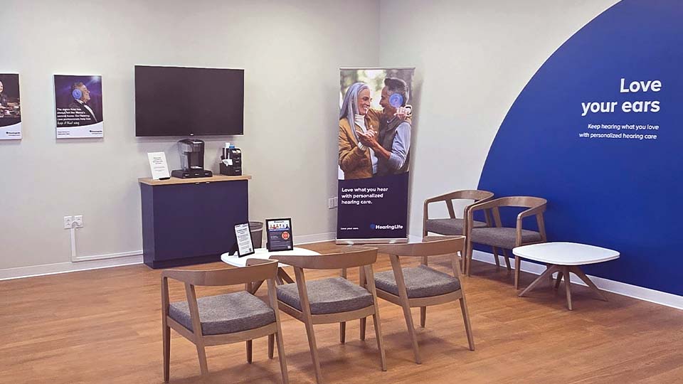 HearingLife - Baldwinsville, NY - Waiting area