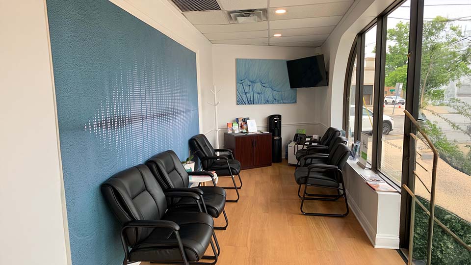 HearingLife - Bellmore, NY - Lobby
