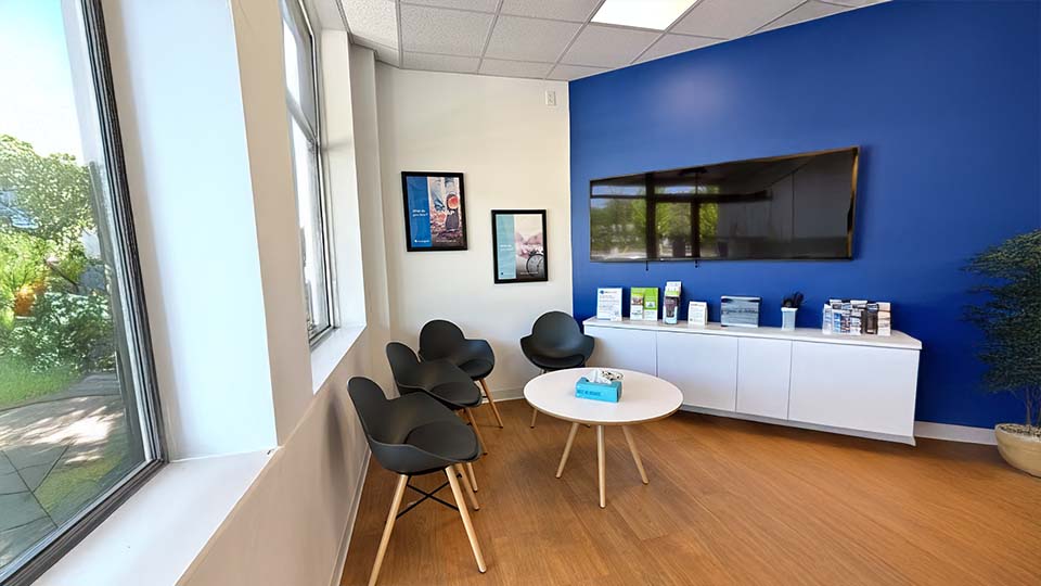 HearingLife - Manlius, NY - Lobby