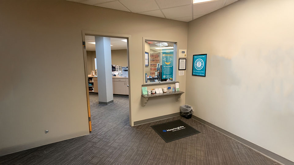 HearingLife - Syracuse, NY - Lobby