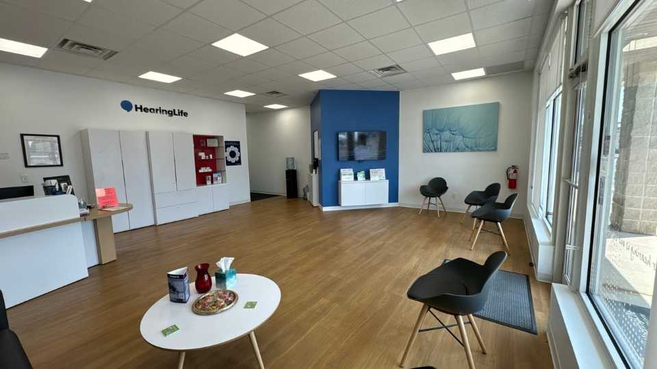 Sandusky OH HearingLife lobby