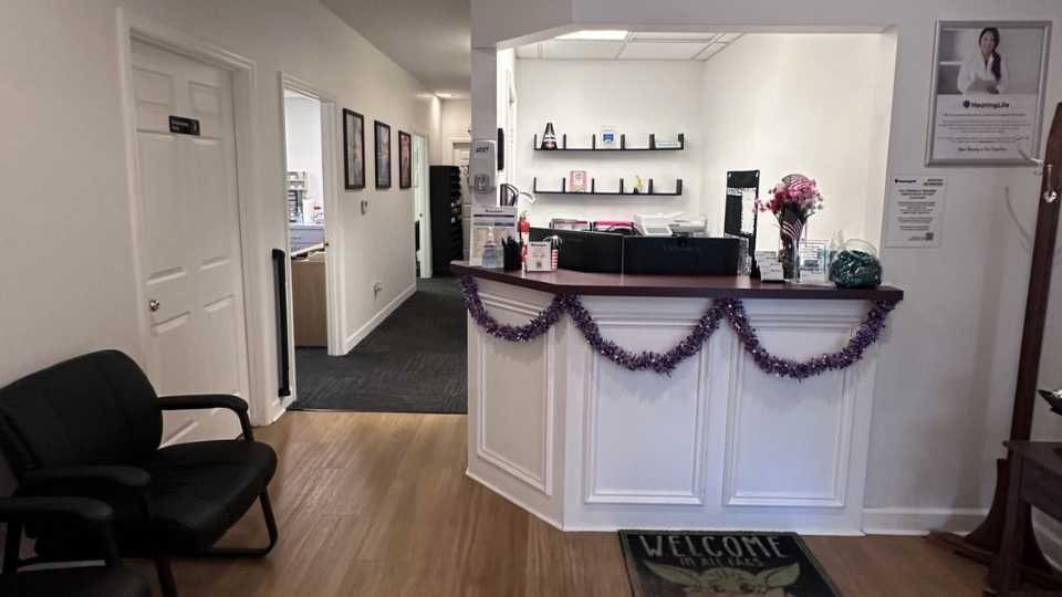 Hearinglife_OH_Urbana_Lobby