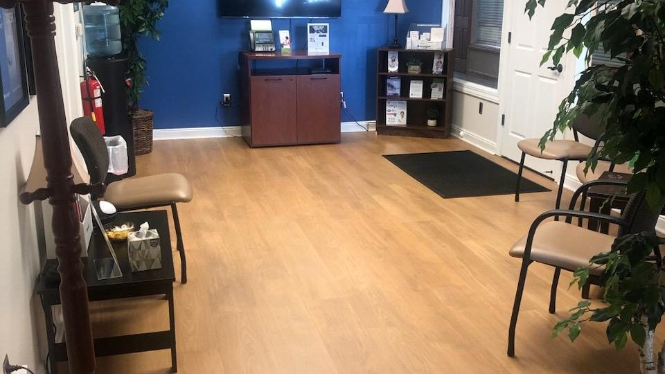 HearingLife - Oconomowoc WI - waiting area