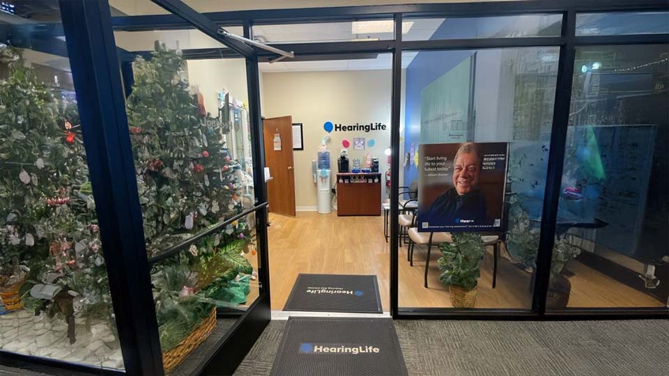 HearingLife - Sheboygan, WI - Outside Door