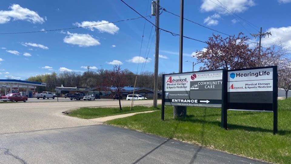 HearingLife - Waupaca, WI - Outside Sign