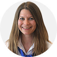 Image show a HearingLife audiologist